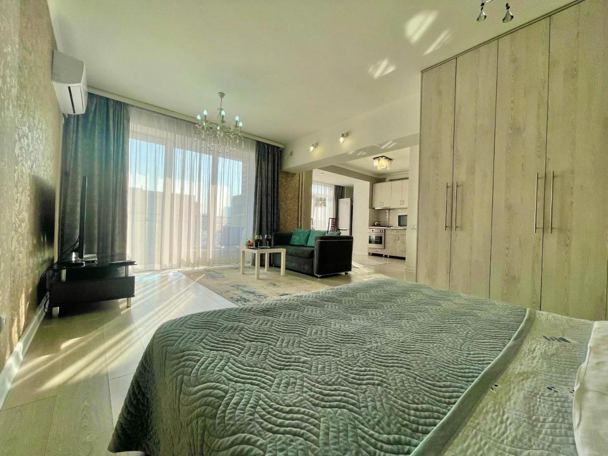 Apartment In The Heart Of The City Αλμάτι Εξωτερικό φωτογραφία